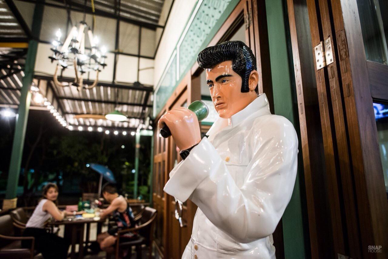 Sunday J & Restaurant Resort 2*