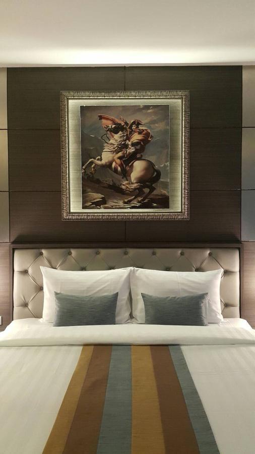 Gallery Design - Sha Extra Sisaket