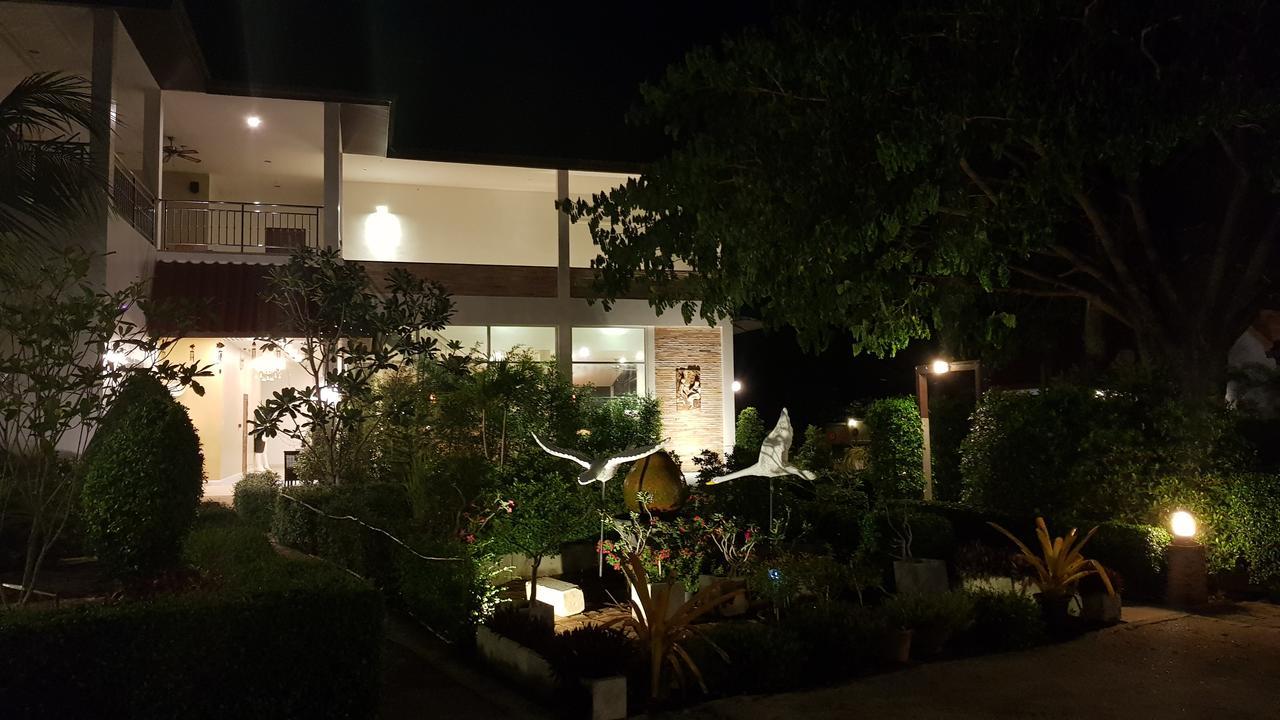 The Hillside 3*