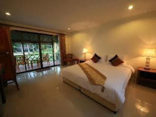 Prasarnsook Resort