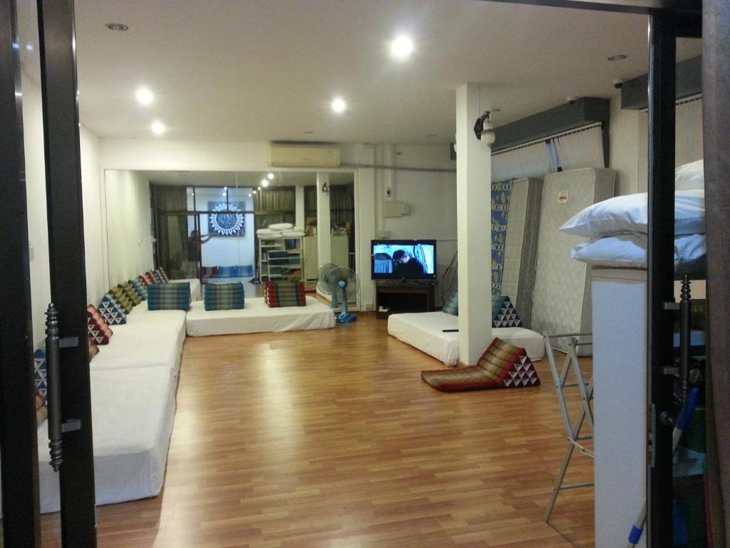 Aonang Backpacker Hostel