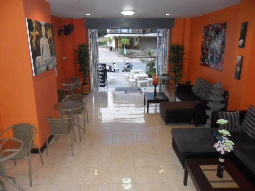 Living Guest house 2*