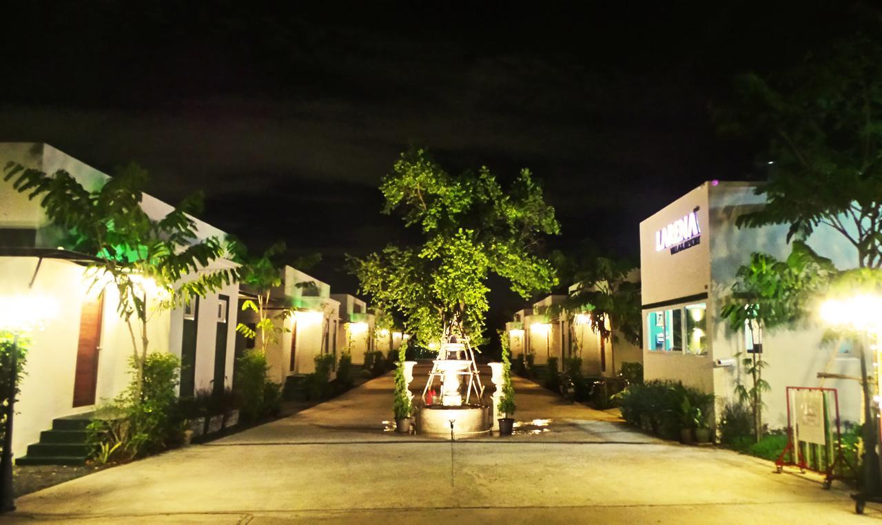 Hotel Larena And