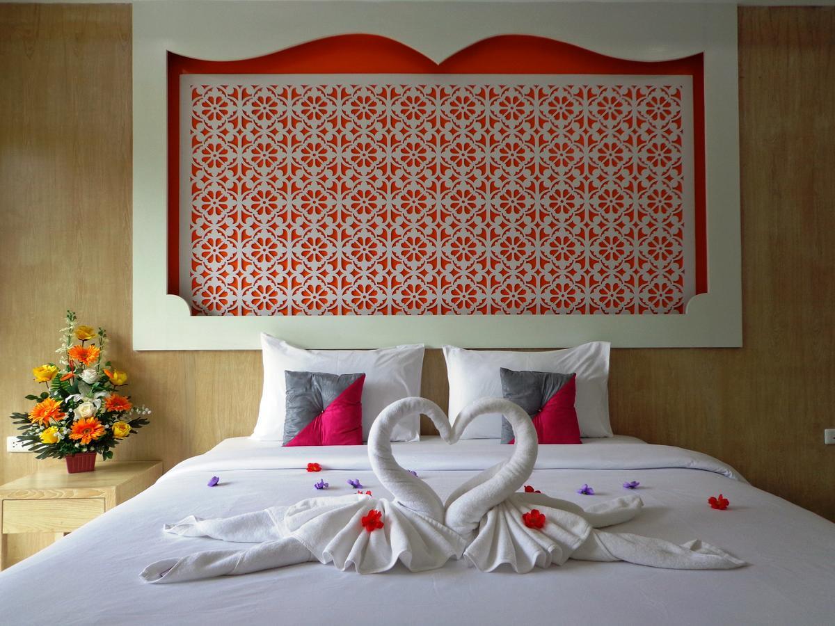 Red Sapphire Inn 3*