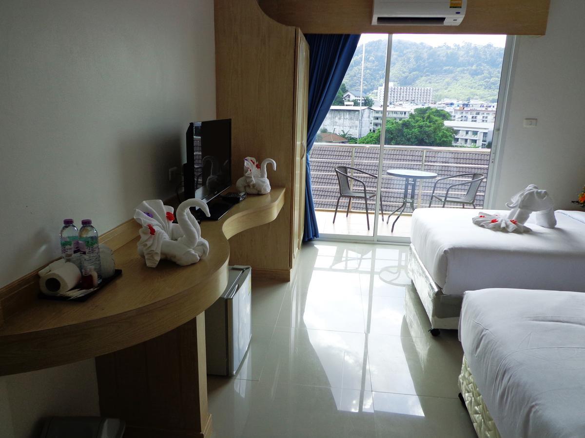Inn Red Sapphire Patong