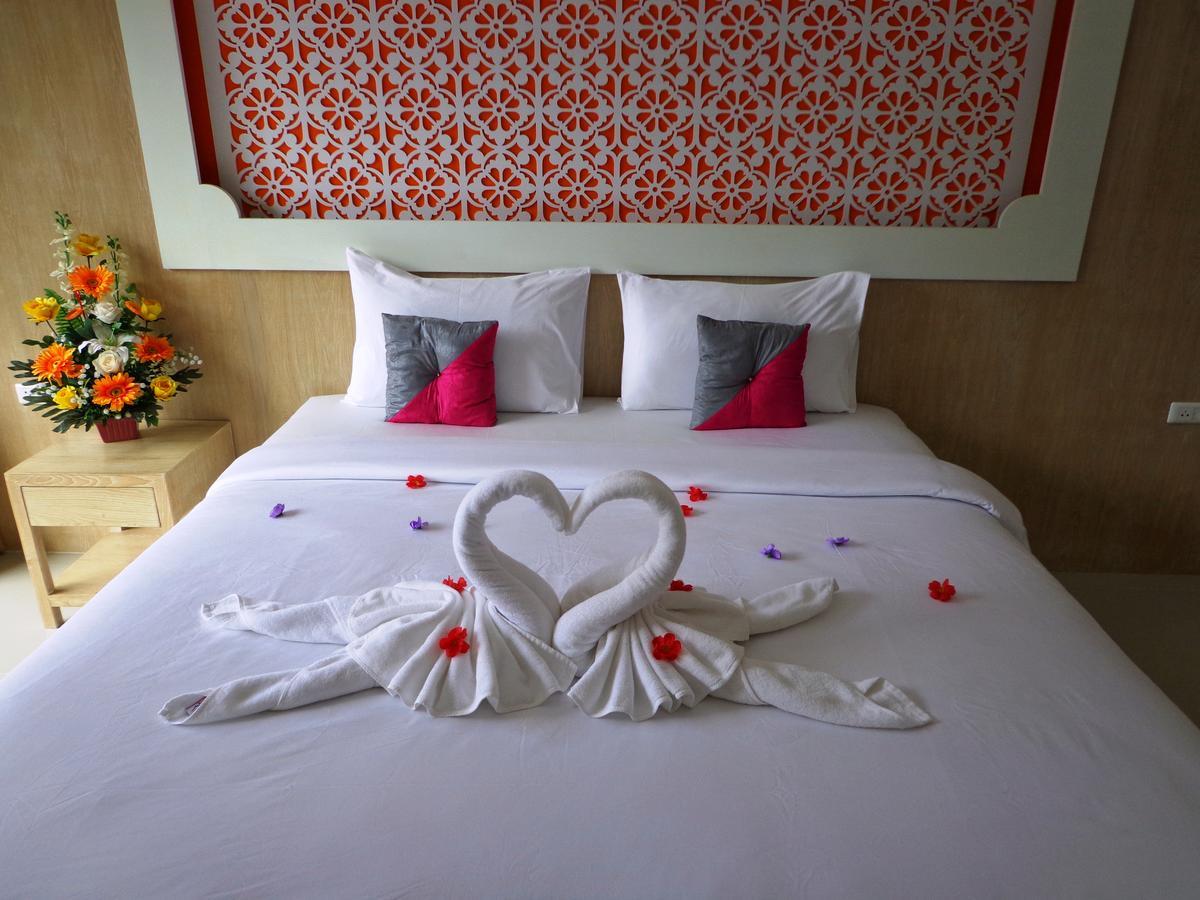 Red Sapphire 3* Patong