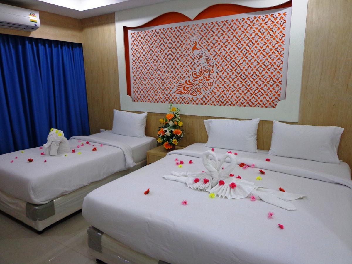 Red Sapphire Inn Patong