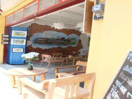 Bed & Breakfast At Rimnam Chan Chanthaburi