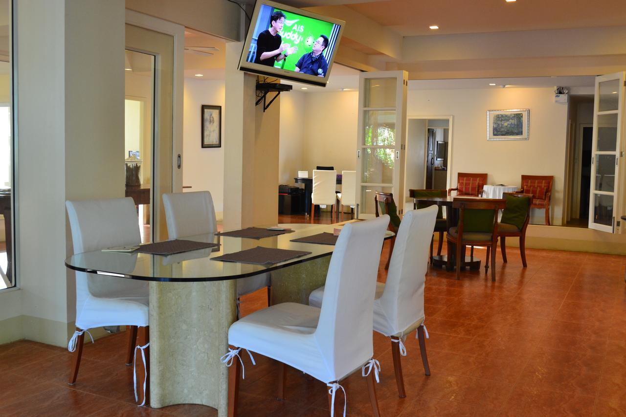 Oasis91 & Restaurant