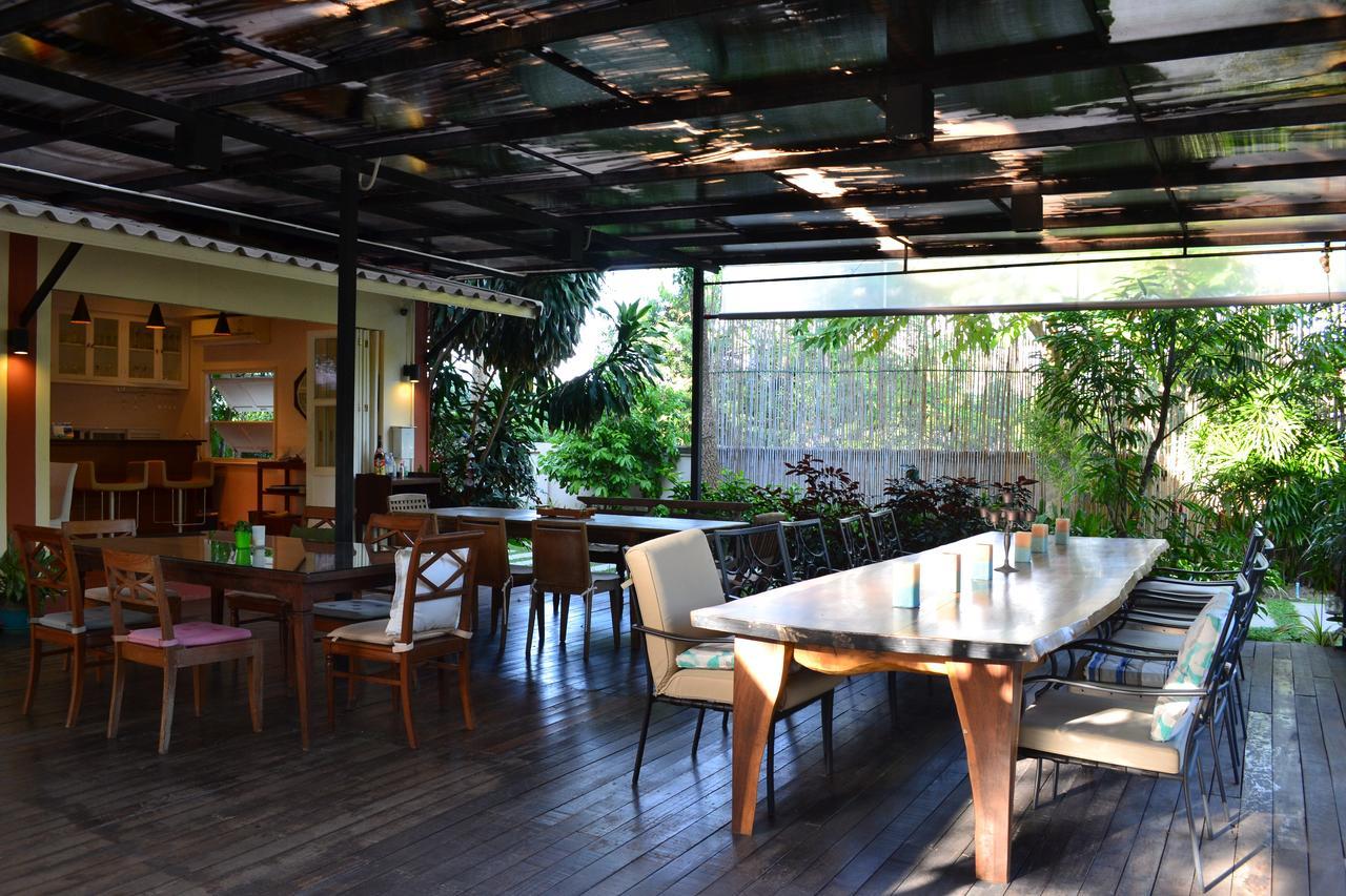 Oasis91 & Restaurant Hotel