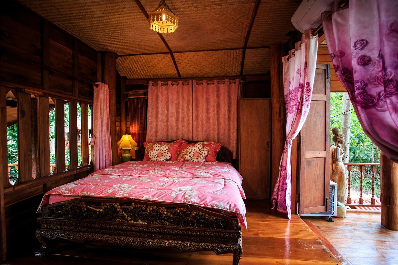 Thanyarat Resort 2*