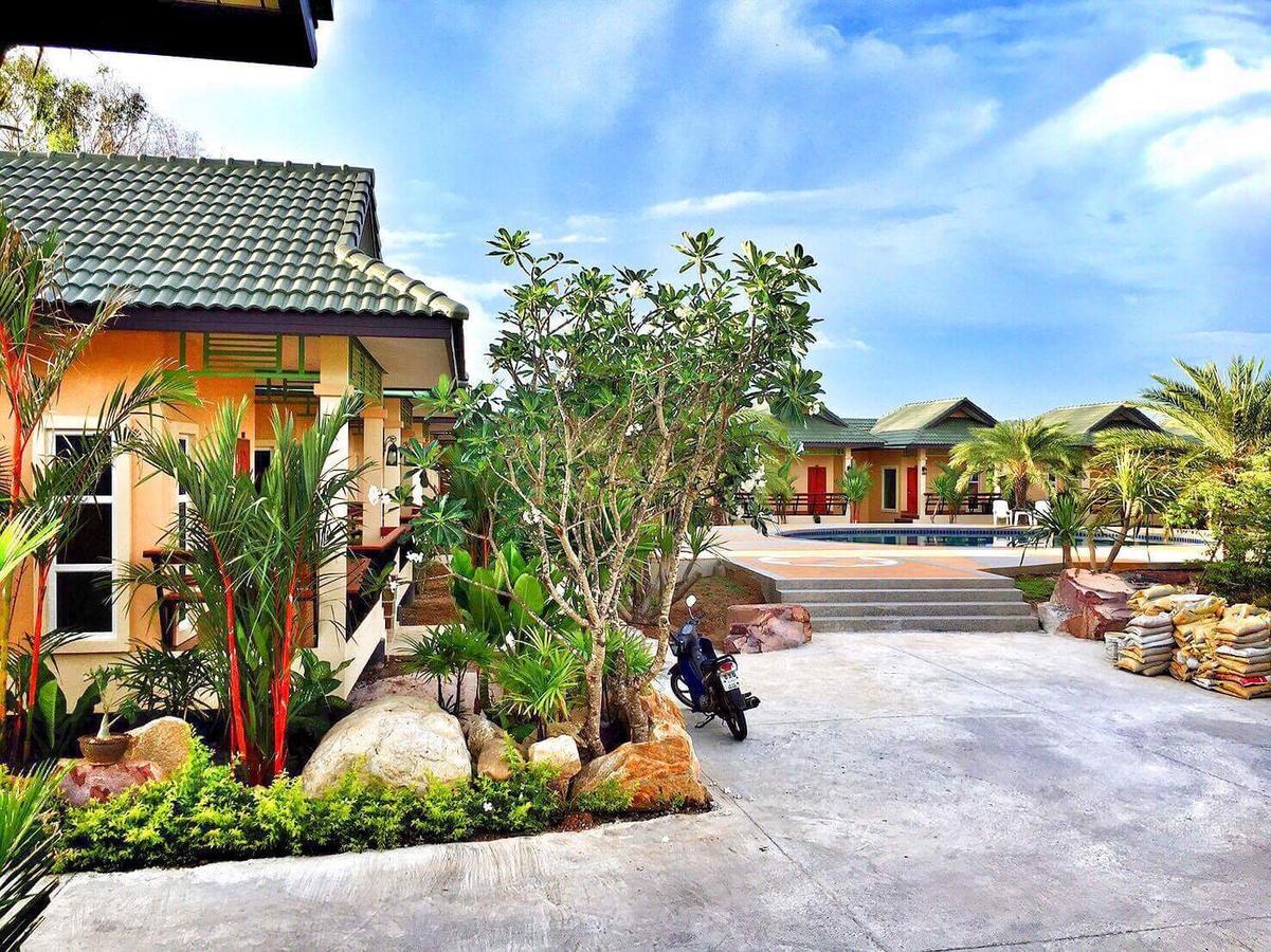 Huan Soontaree 3*