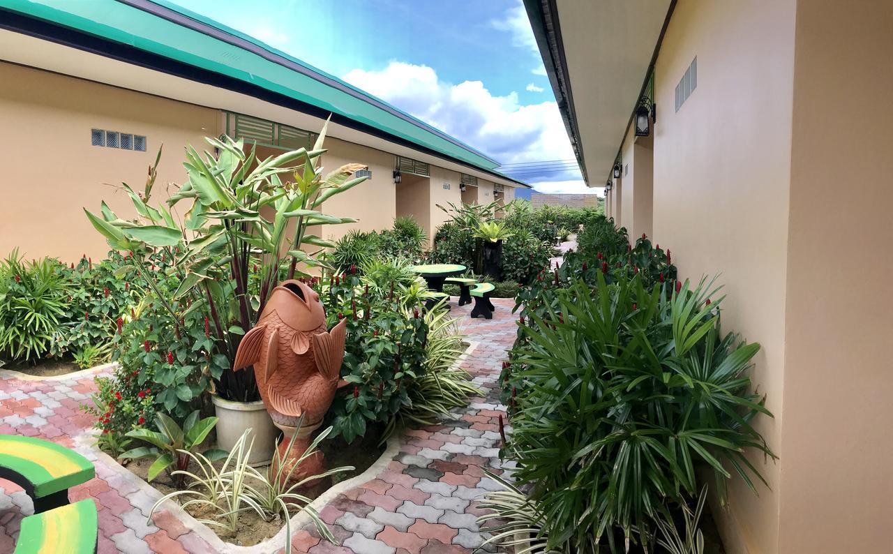 Huan Soontaree Resort Ban Phe