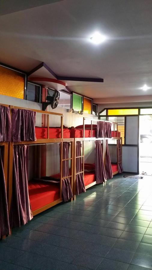 Ferry Hostel *