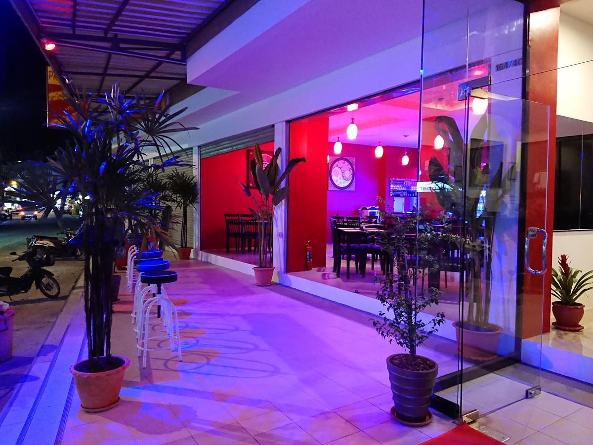 Inn Red Sapphire Patong