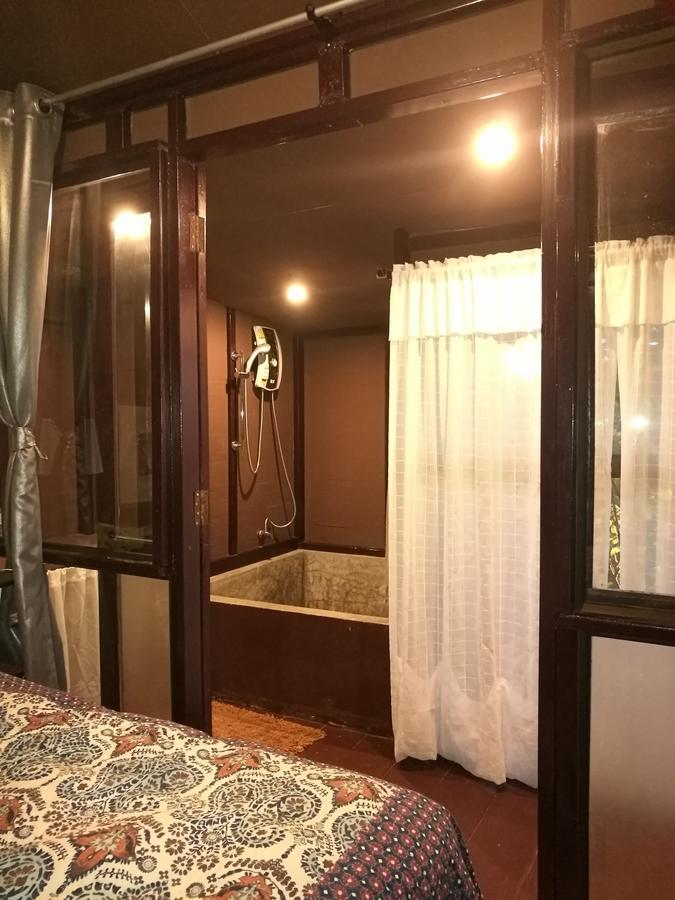 Oasis91 & Restaurant Hotel Haad Chao Samran