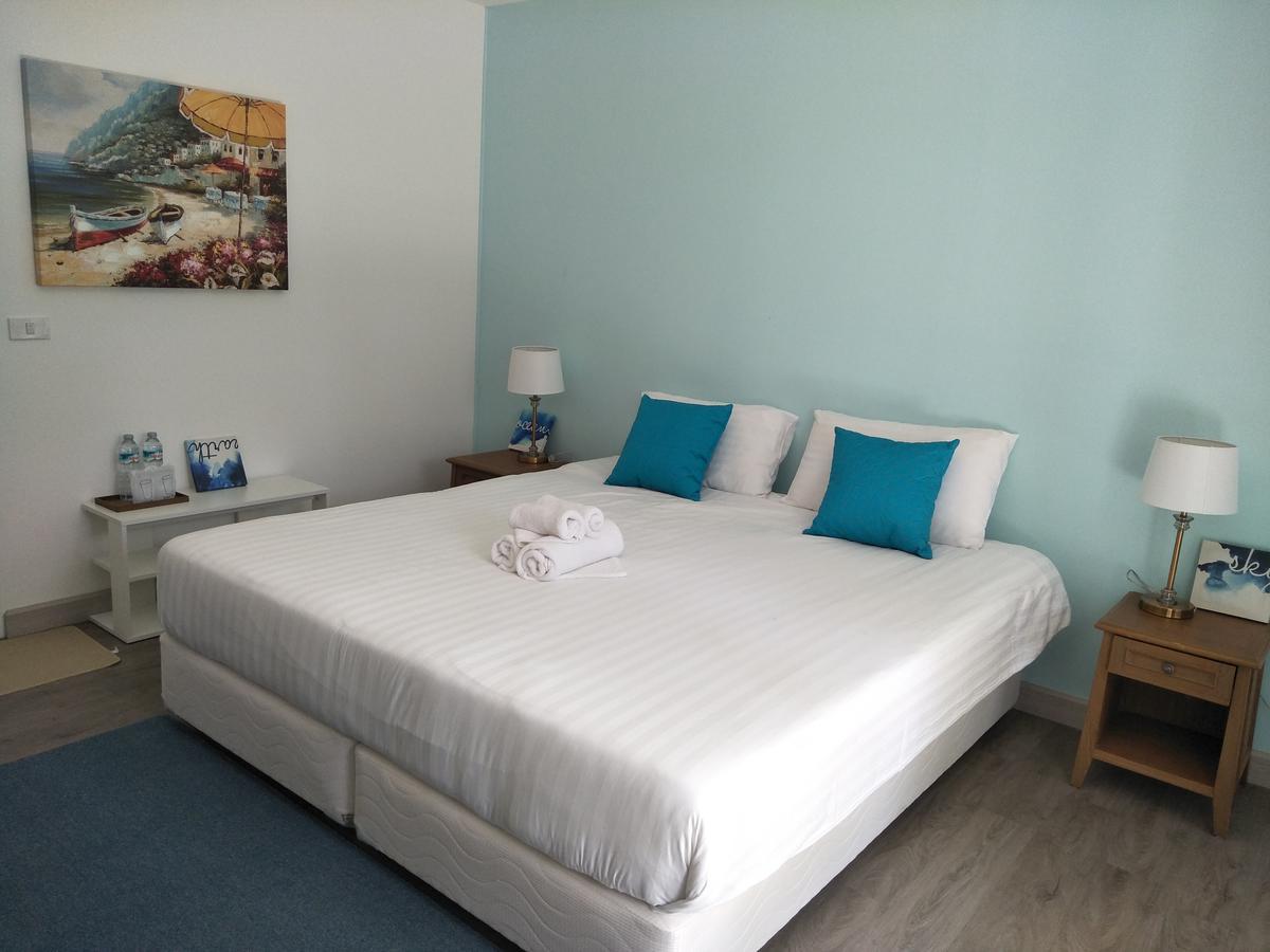 Oasis91 & Restaurant Hotel Haad Chao Samran