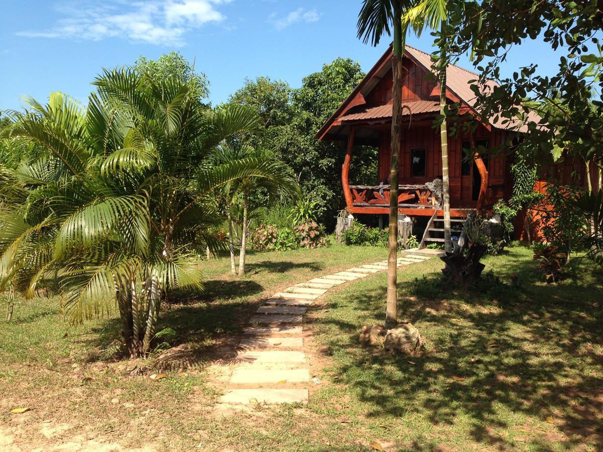Friendly * Koh Jum