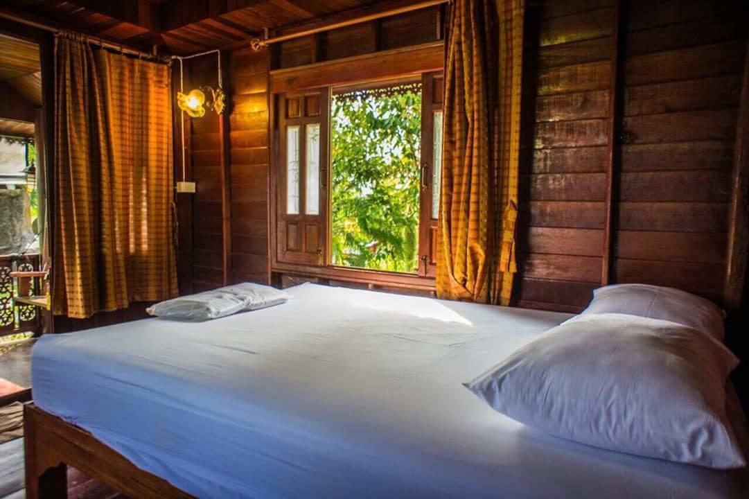 Ban Ruen Mai Ngam Resort