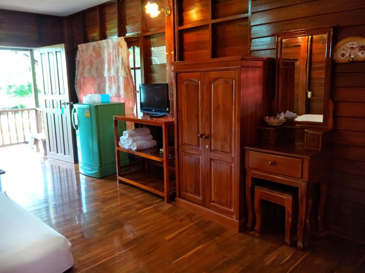 Ban Ruen Mai Ngam Resort Rayong