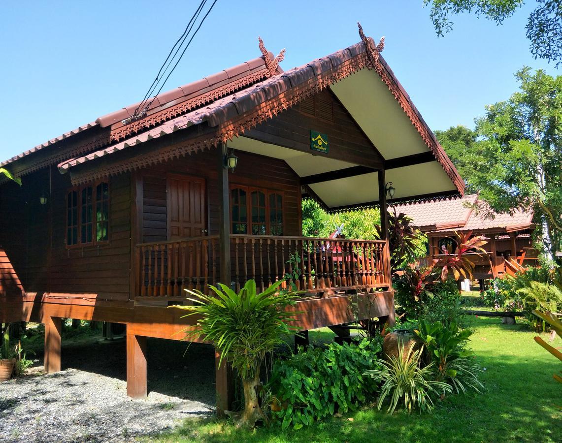 Ban Ruen Mai Ngam 2* Rayong