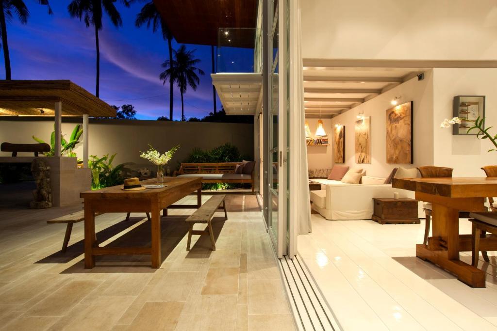 Akasha Villa *