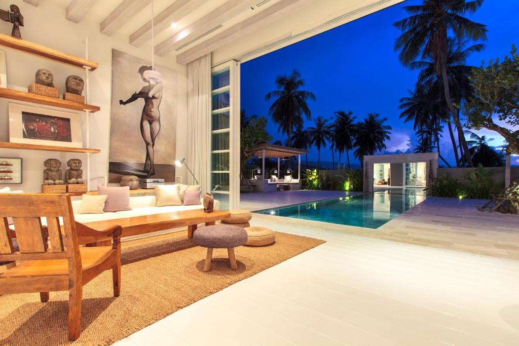 Akasha Villa Choeng Mon