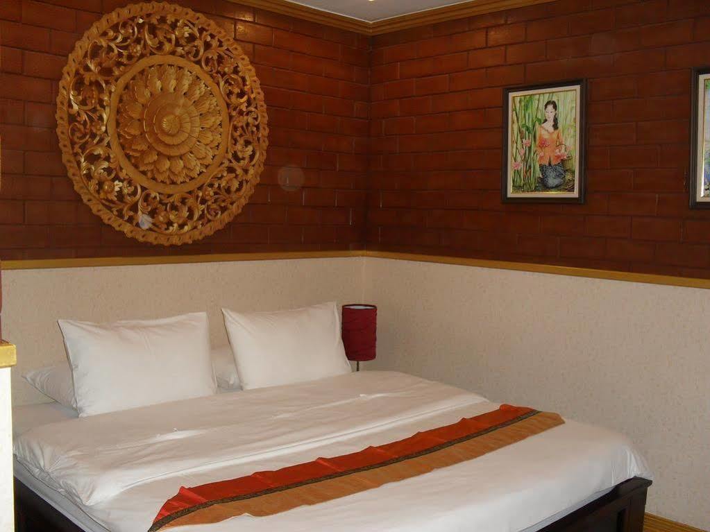 Inn Irawadee 3*