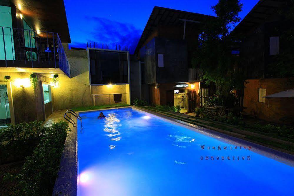 Hy Resort
