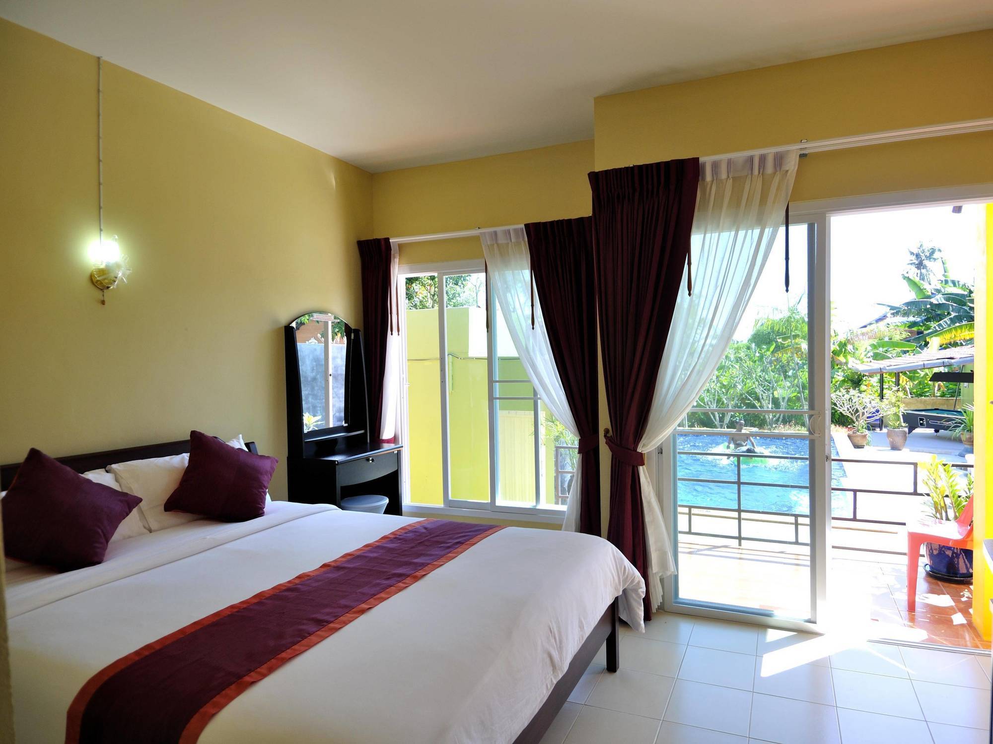 Tonnam Hotel 2*