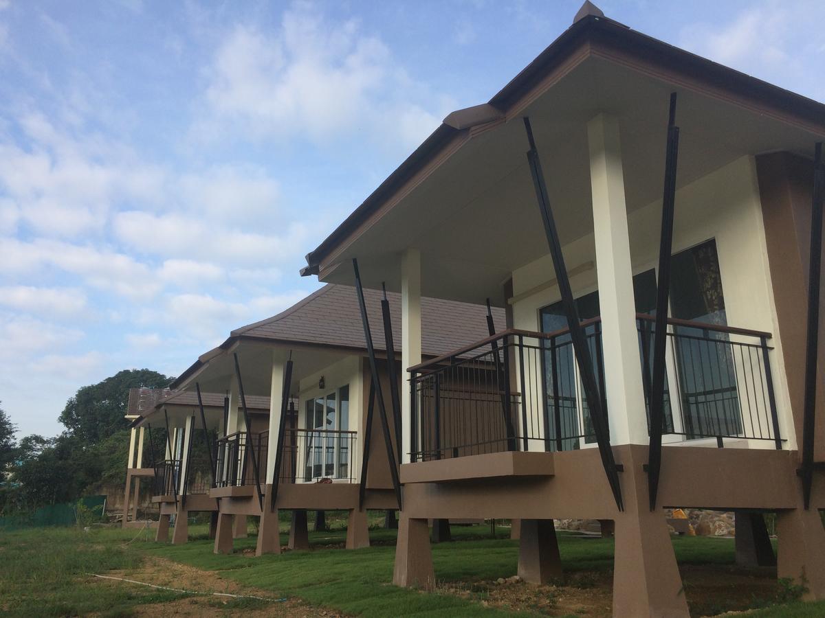 Tipparika Riverview - Adult Only 3* Hat Yai