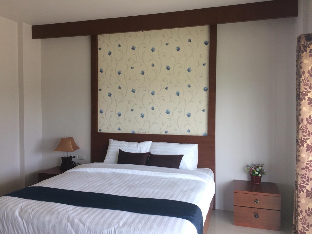 Tipparika Riverview - Adult Only Hat Yai