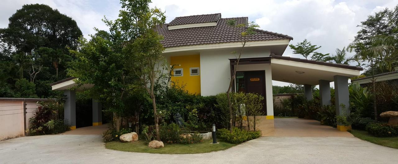 Dusita Grand Resort 3*