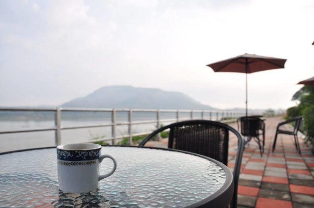 Aenguy Sabey Chiangkhan Hotel 2*