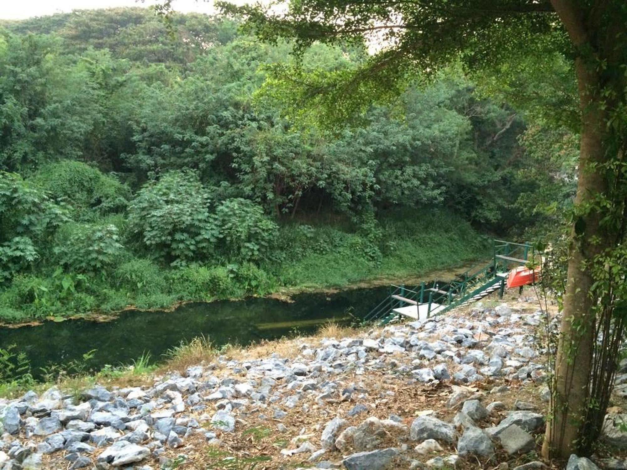 Bansuanrimnam Pakchong Inn 2*