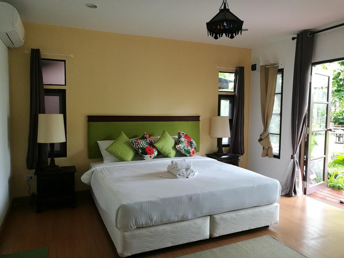 Oasis91 & Restaurant 3*