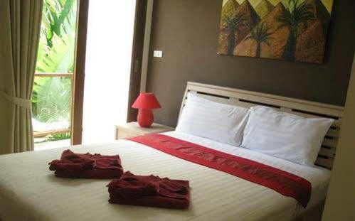 Baan Luxor Villa *