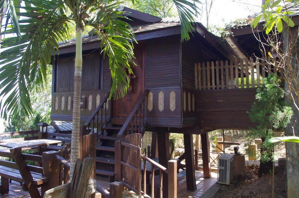 Lhongkhao Resort 3*