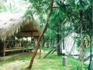 Aunchaleena Front Hotel