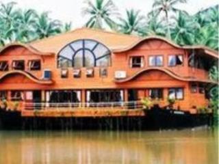 Aunchaleena Front