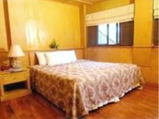 Aunchaleena Front Hotel
