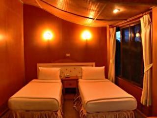 Aunchaleena Front Hotel 3*