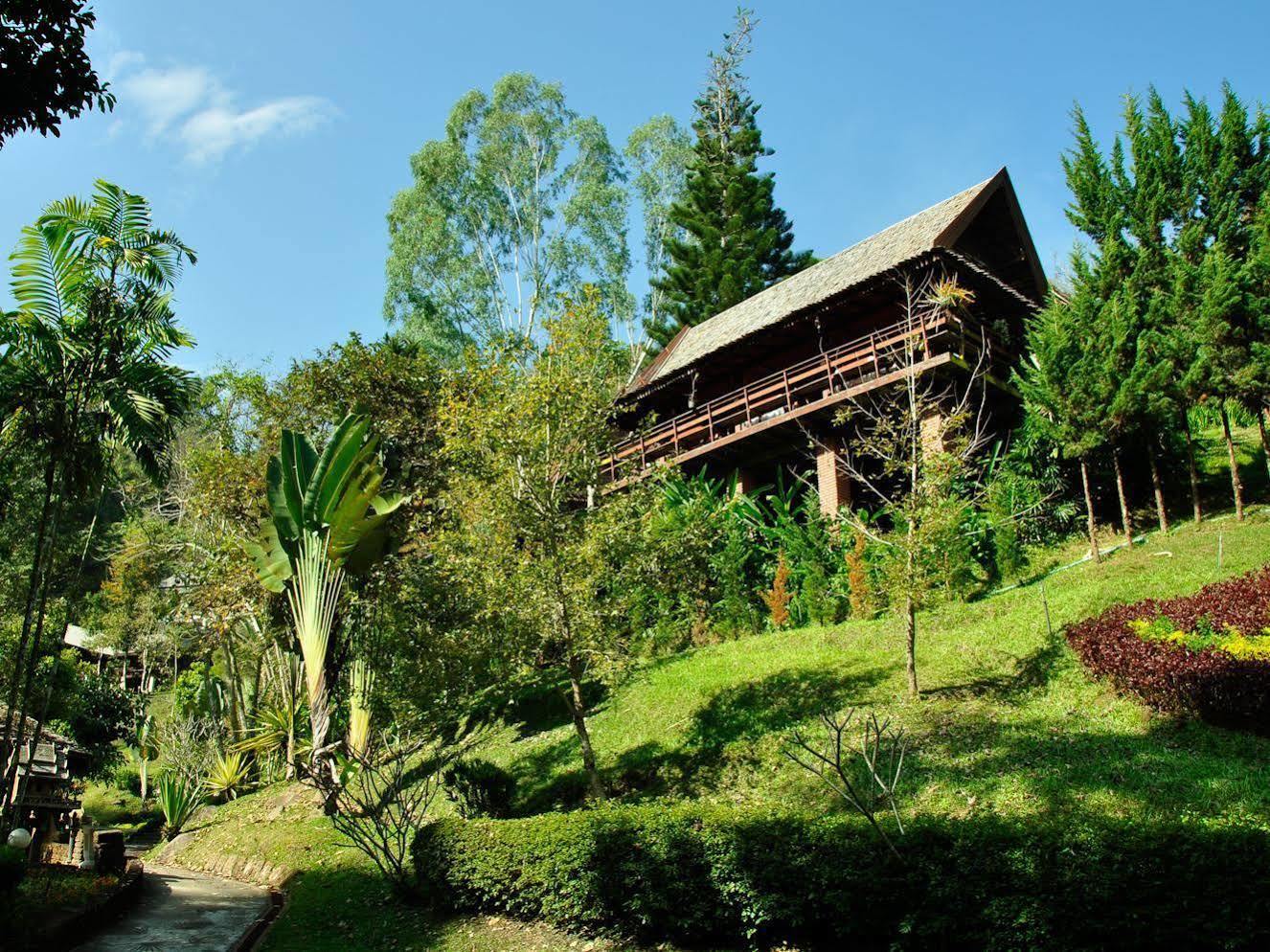 Kangsadarn And Waterfall