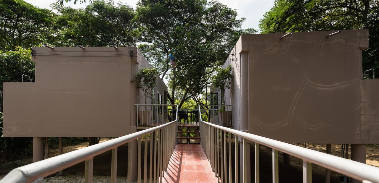 I Phants Ban Huai Thawai