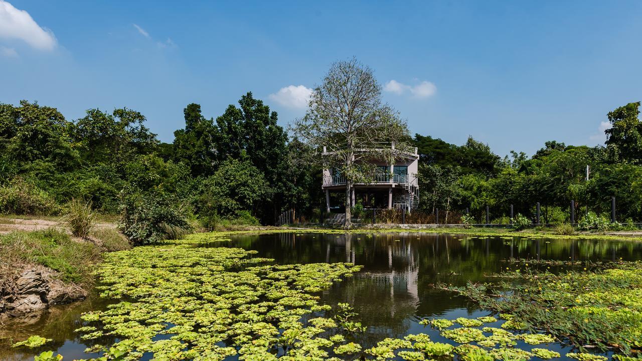 I Phants Ban Huai Thawai