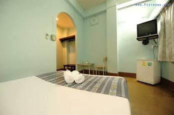 S2s Queen Hotel 3*