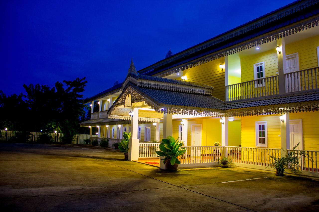 Hotel Raiwin Buri Phrae