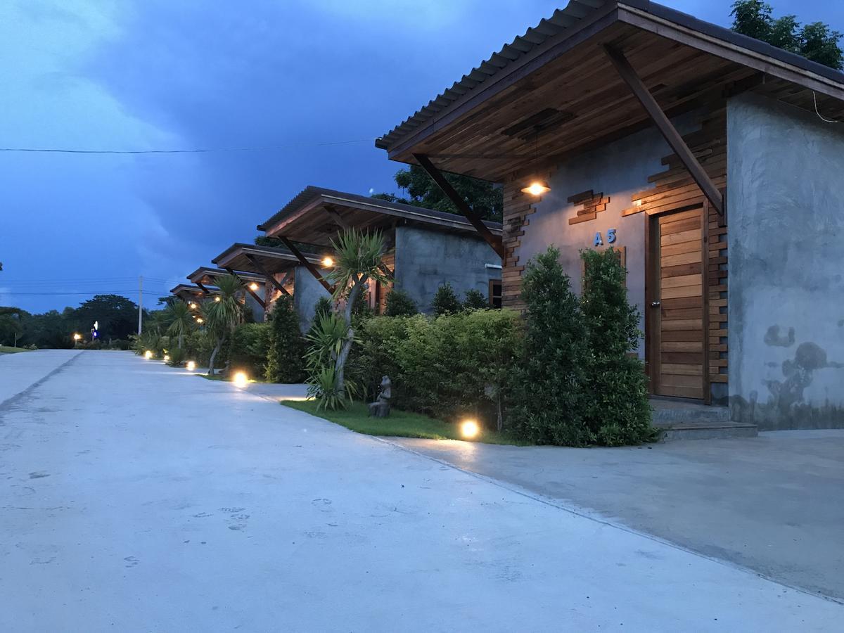 Resort Chill Chill Pran Buri