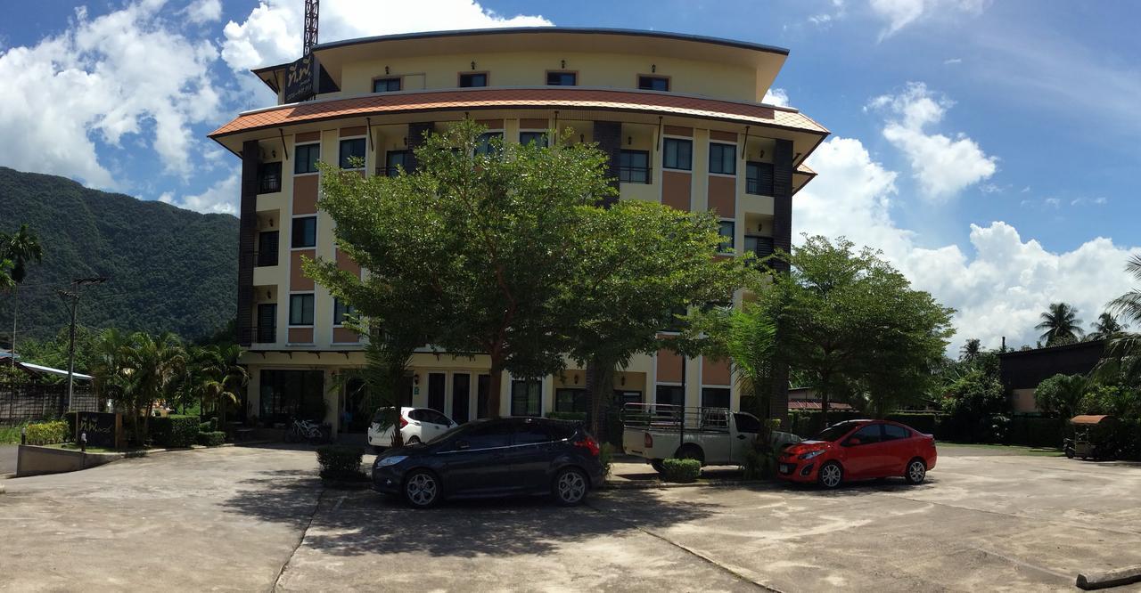 T.p. Place Hotel