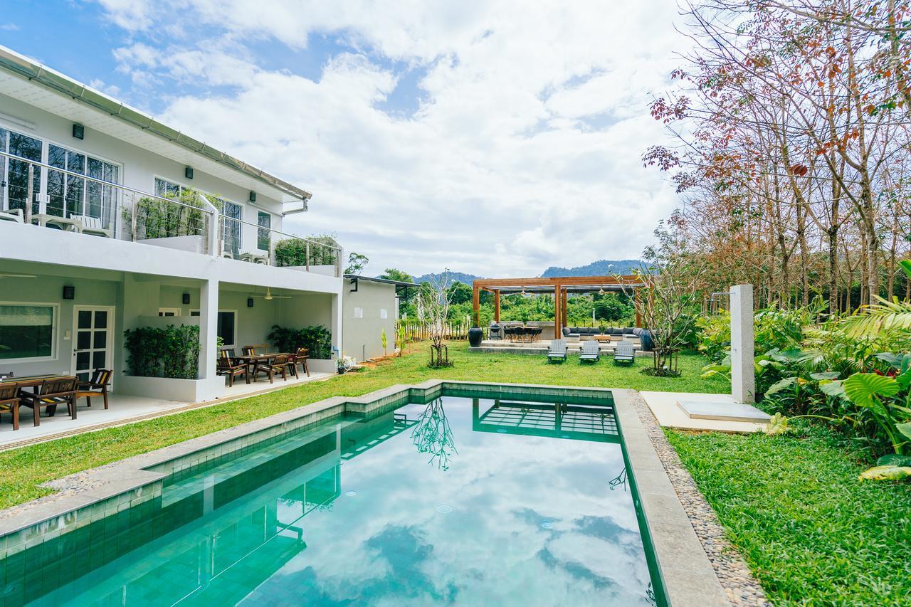 Isara Holiday home *